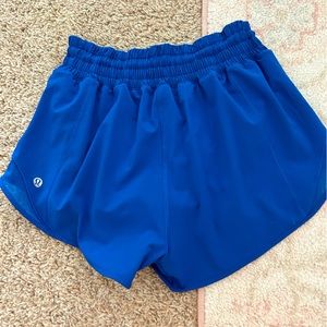 Lululemon high rise hottie hots